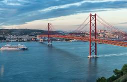 Lisboa FUN Alentejo Motorcycle Self Guided Tour